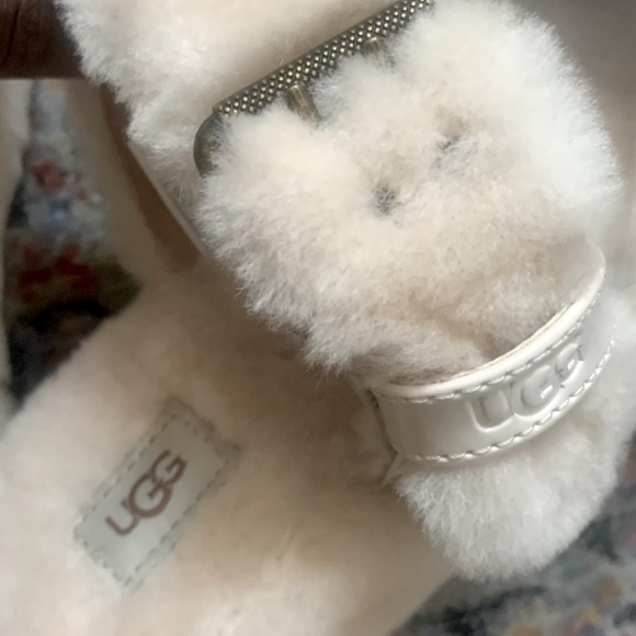 Authentic UGG “Fuzz Yeah” Slippers In Natural (NIB) - Picture 6 of 6